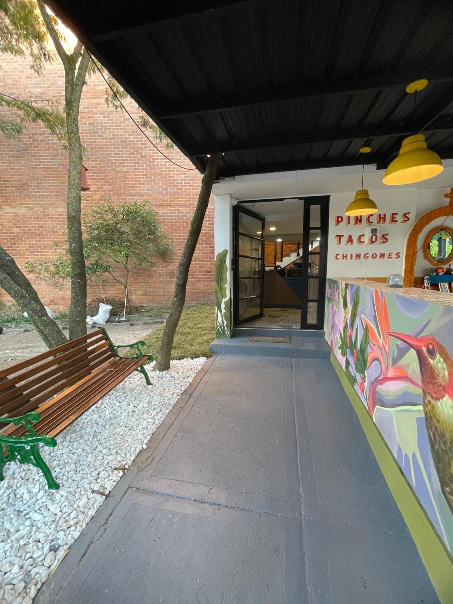 Vita Hotel Boutique Medellin Bagian luar foto